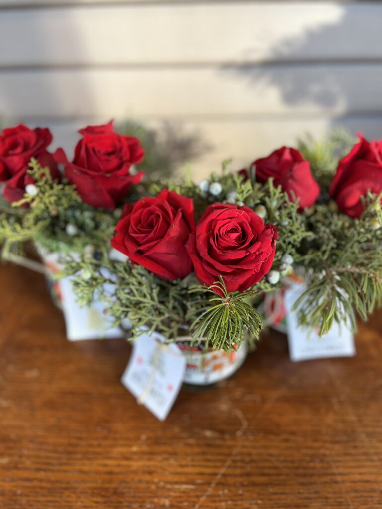 Best Christmas Neighbor Gift. Quick, Easy, & Beautiful!